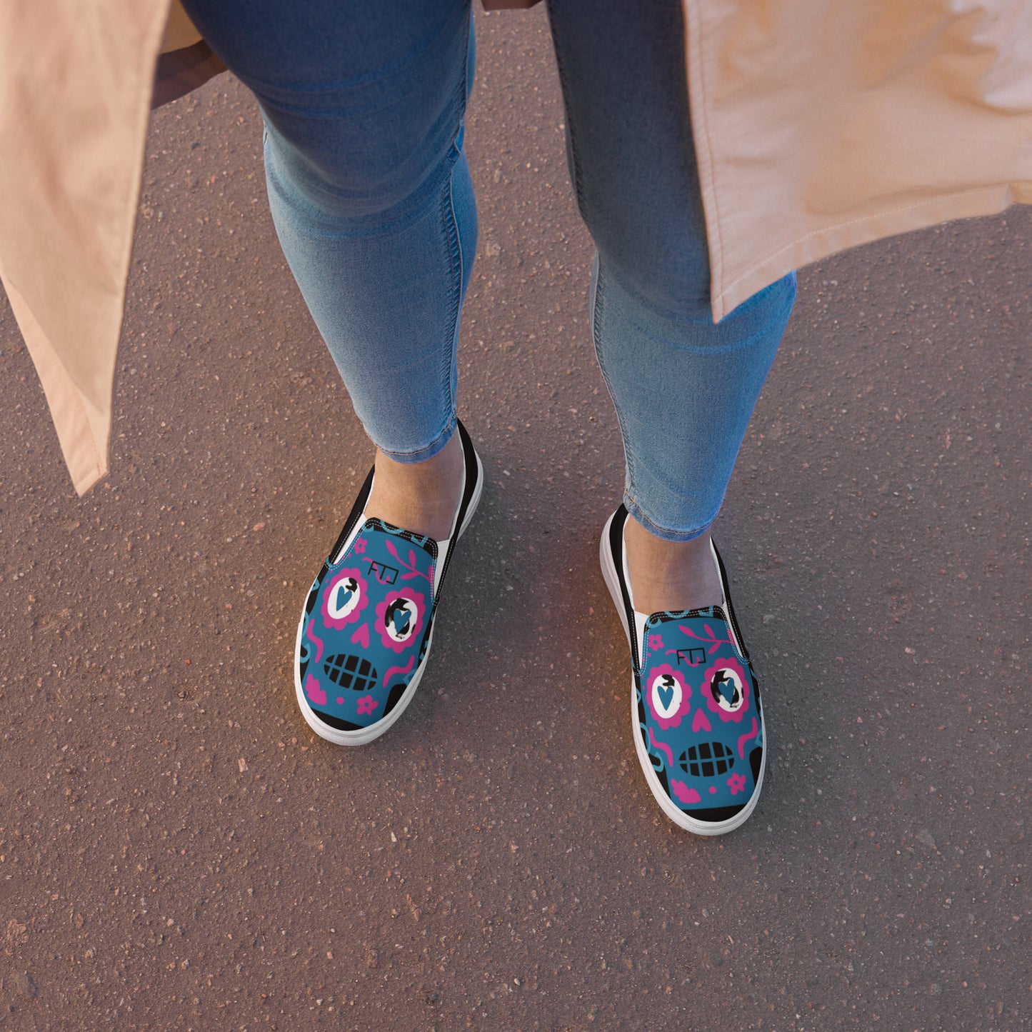 DIA DE LOS VIVOS WOMENS SLIPS